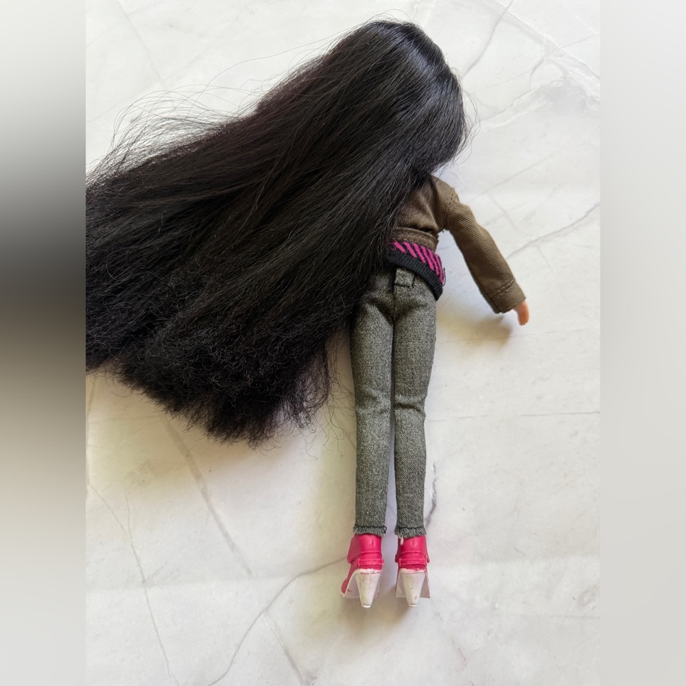 BRATZ DOLL - Picture 5 of 6